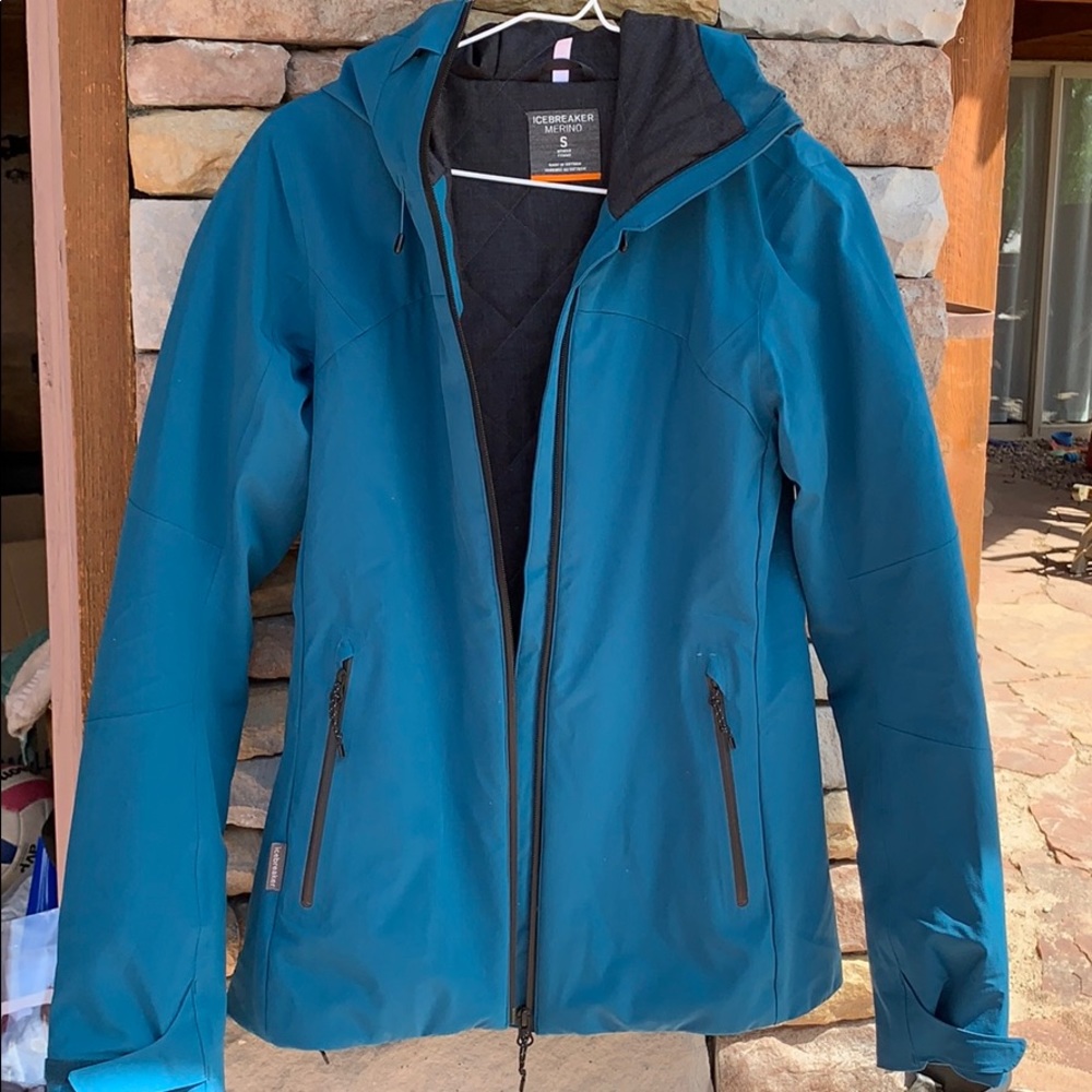 Icebreaker winter coat
